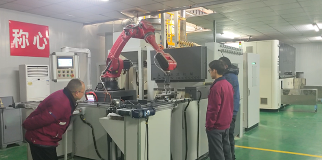 可克达拉干式喷砂机和湿式喷砂机 区别及适用场景